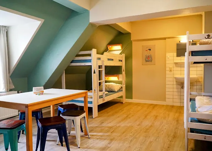 Jugendherberge Hoernum *