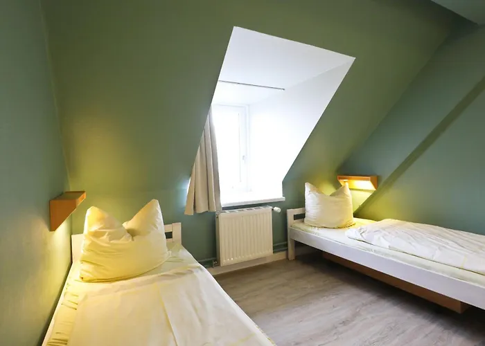 Jugendherberge Hoernum Auberge de jeunesse *